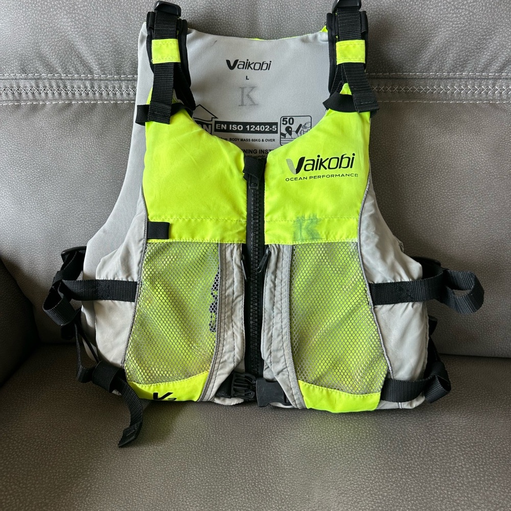 Vaikobi Yellow and Gray Life Vest